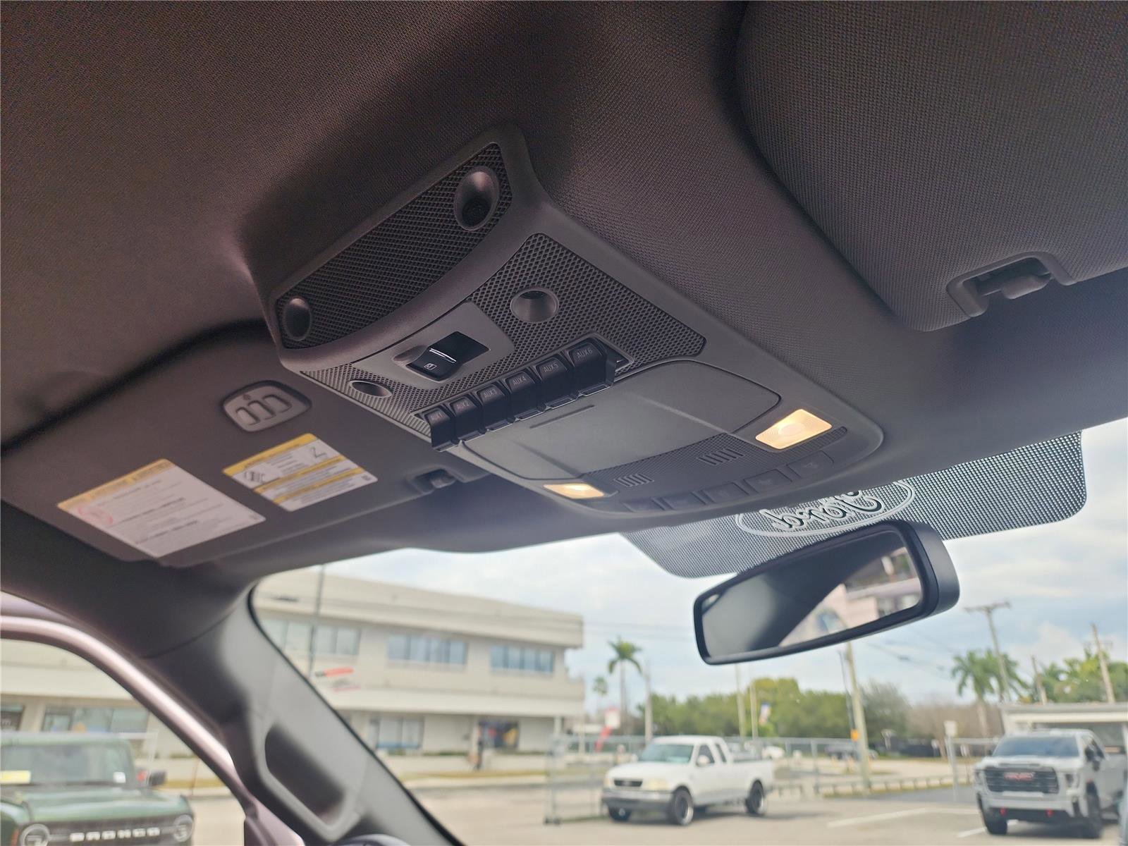 Certified 2018 Ford F250 Lariat w/ Lariat Value Package image 31