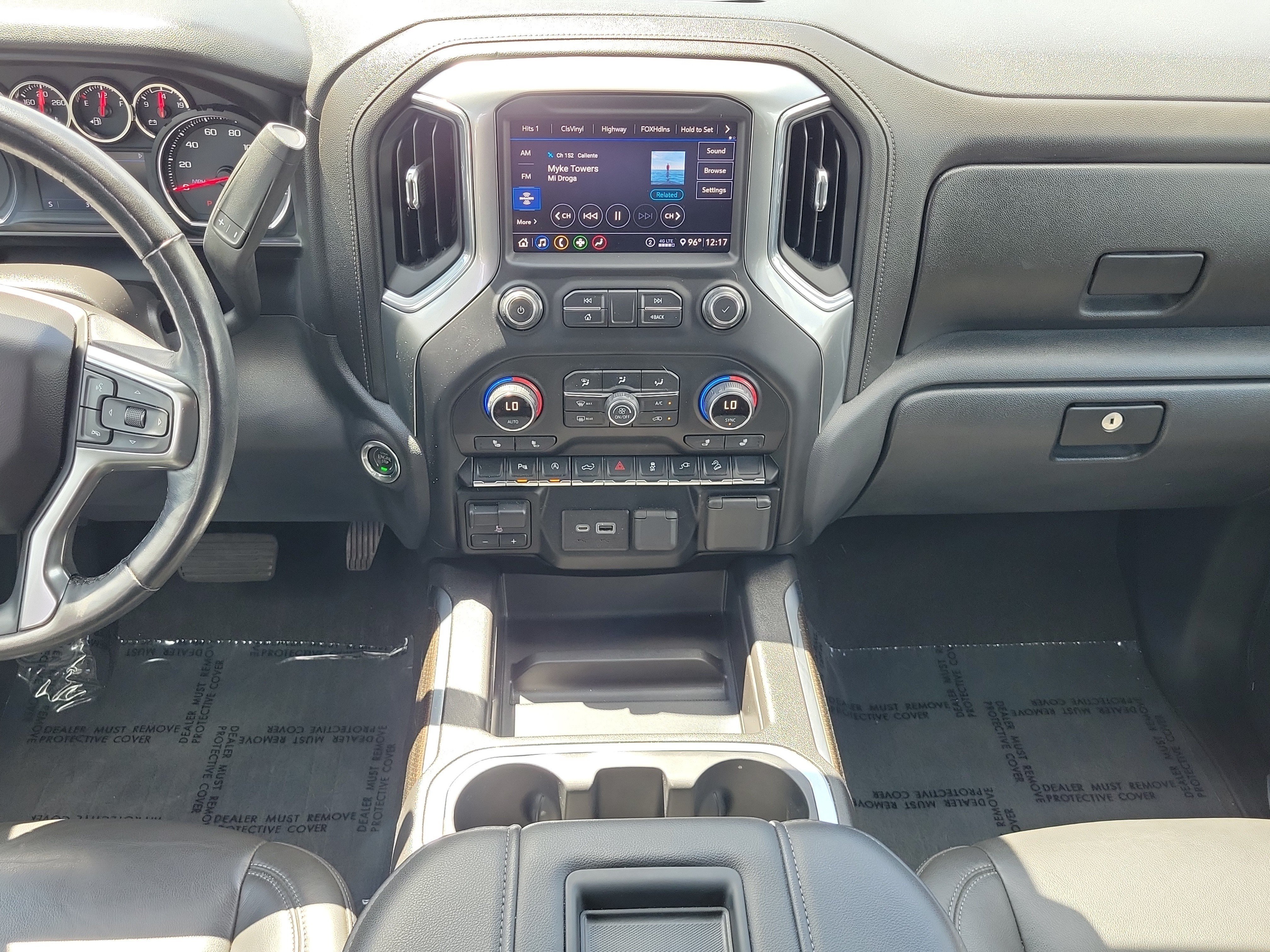 Used 2020 Chevrolet Silverado 1500 LT Trail Boss AWD/4WD image 15