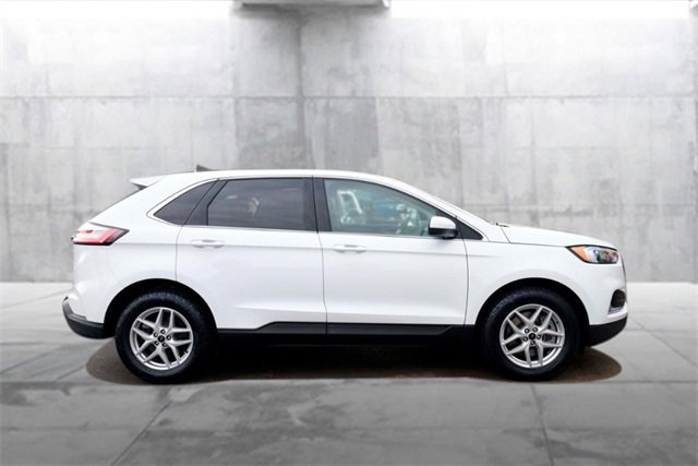 Certified 2024 Ford Edge SEL image 5