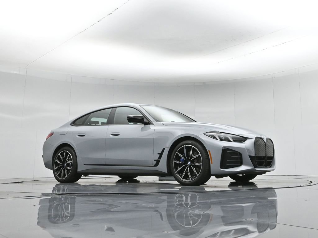 Used 2025 BMW i4 eDrive40 w/ M Sport Package image 2