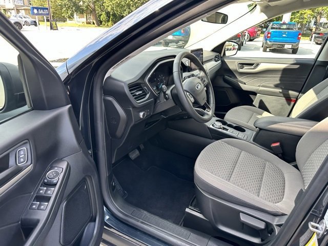 Certified 2022 Ford Escape SE w/ Cold Weather Package image 36