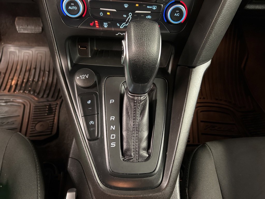 Certified 2018 Ford Focus SE w/ Cold Weather Package image 16