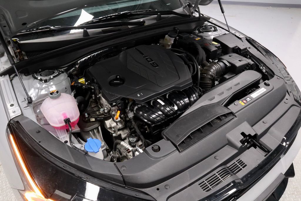 Used 2025 Kia K5 GT-Line w/ GT-Line Premium Package FWD image 17