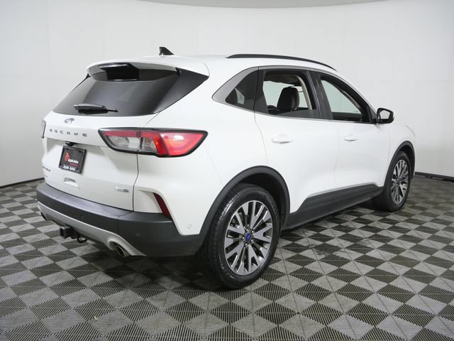 Certified 2020 Ford Escape Titanium AWD/4WD image 9