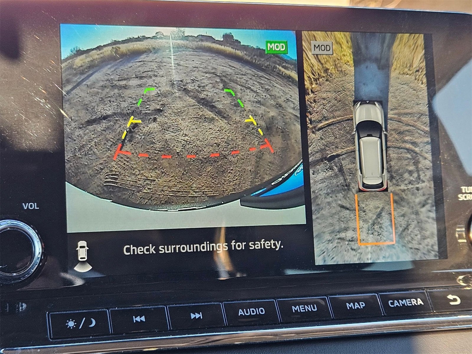 Used 2023 Mitsubishi Outlander SE image 18