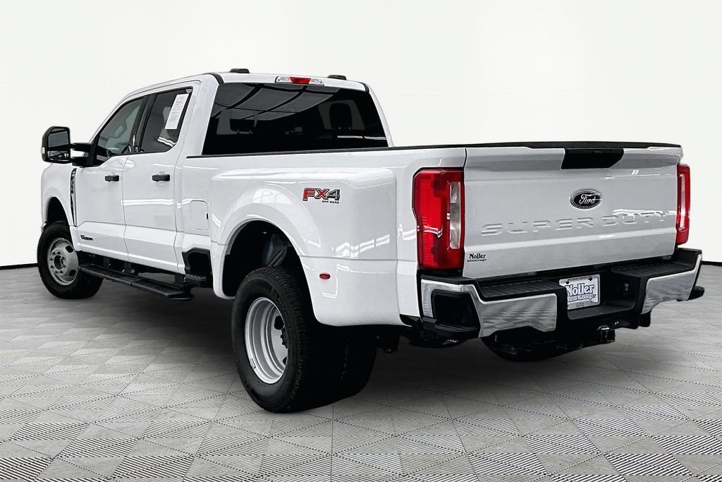 Certified 2025 Ford F350 XLT w/ FX4 Off-Road Package AWD/4WD image 13