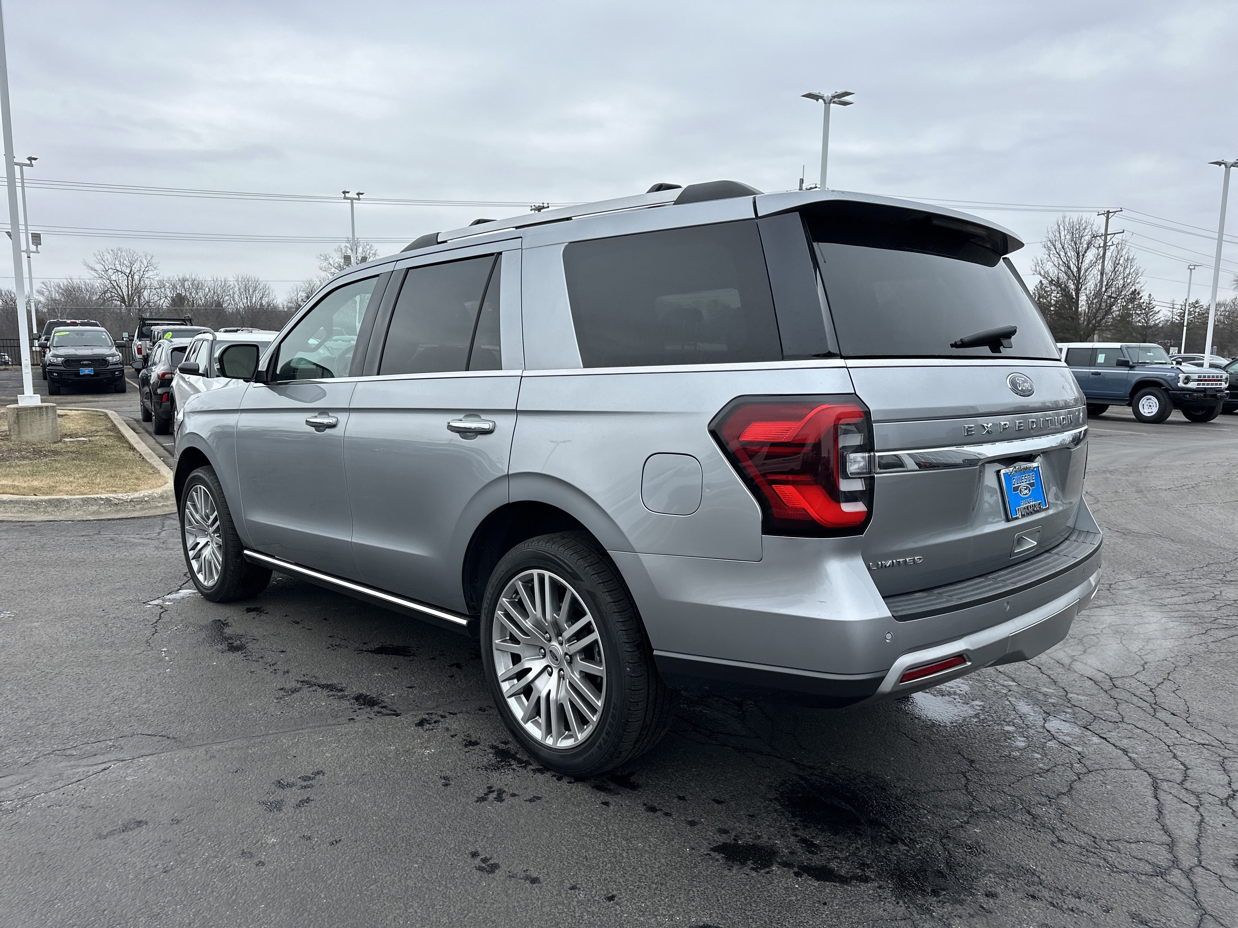 Certified 2024 Ford Expedition Limited image 5