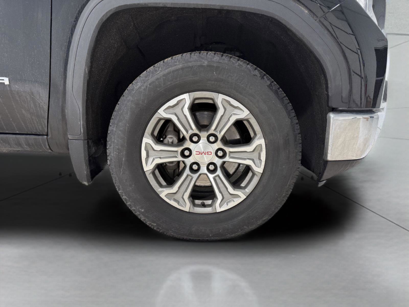 Used 2020 GMC Sierra 1500 SLE w/ SLE Value Package image 38