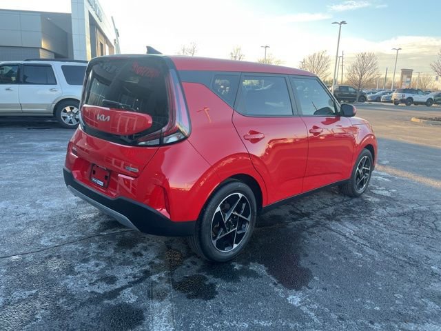 Used 2023 Kia Soul EX image 5