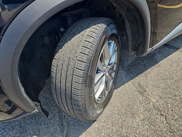 Used 2024 Nissan Rogue S AWD/4WD image 30