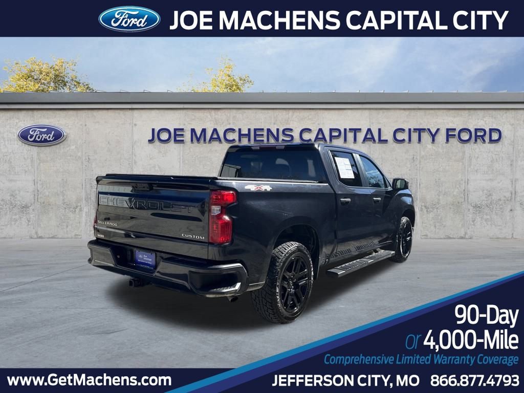 Used 2023 Chevrolet Silverado 1500 Custom image 5