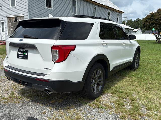Certified 2021 Ford Explorer XLT w/ Equipment Group 202A AWD/4WD image 5