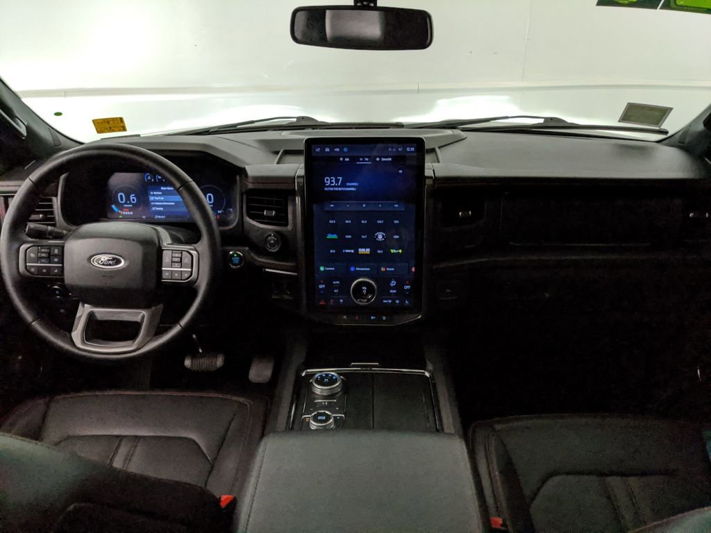 Certified 2024 Ford Expedition Limited image 14