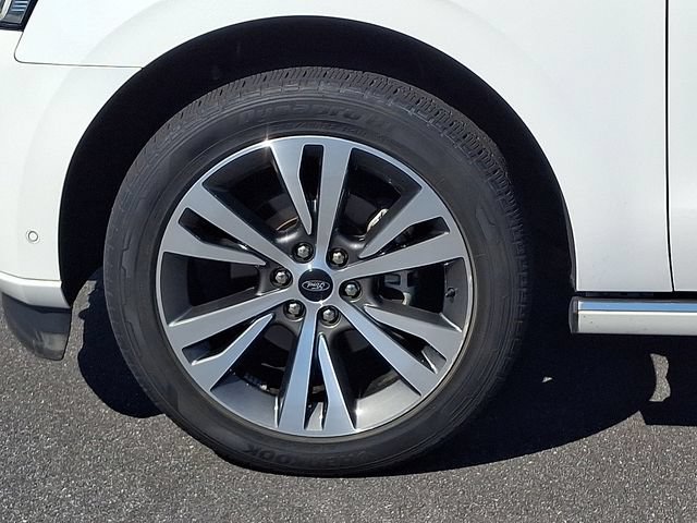 Certified 2021 Ford Expedition Platinum AWD/4WD image 8