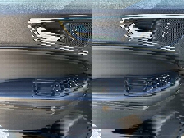 Certified 2024 Ford Edge SEL image 24