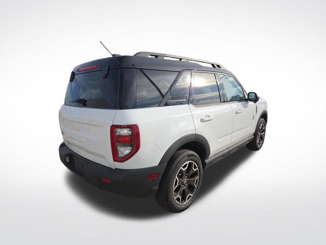 Certified 2025 Ford Bronco Sport Outer Banks w/ Outer Banks Tech Package+ AWD/4WD image 9