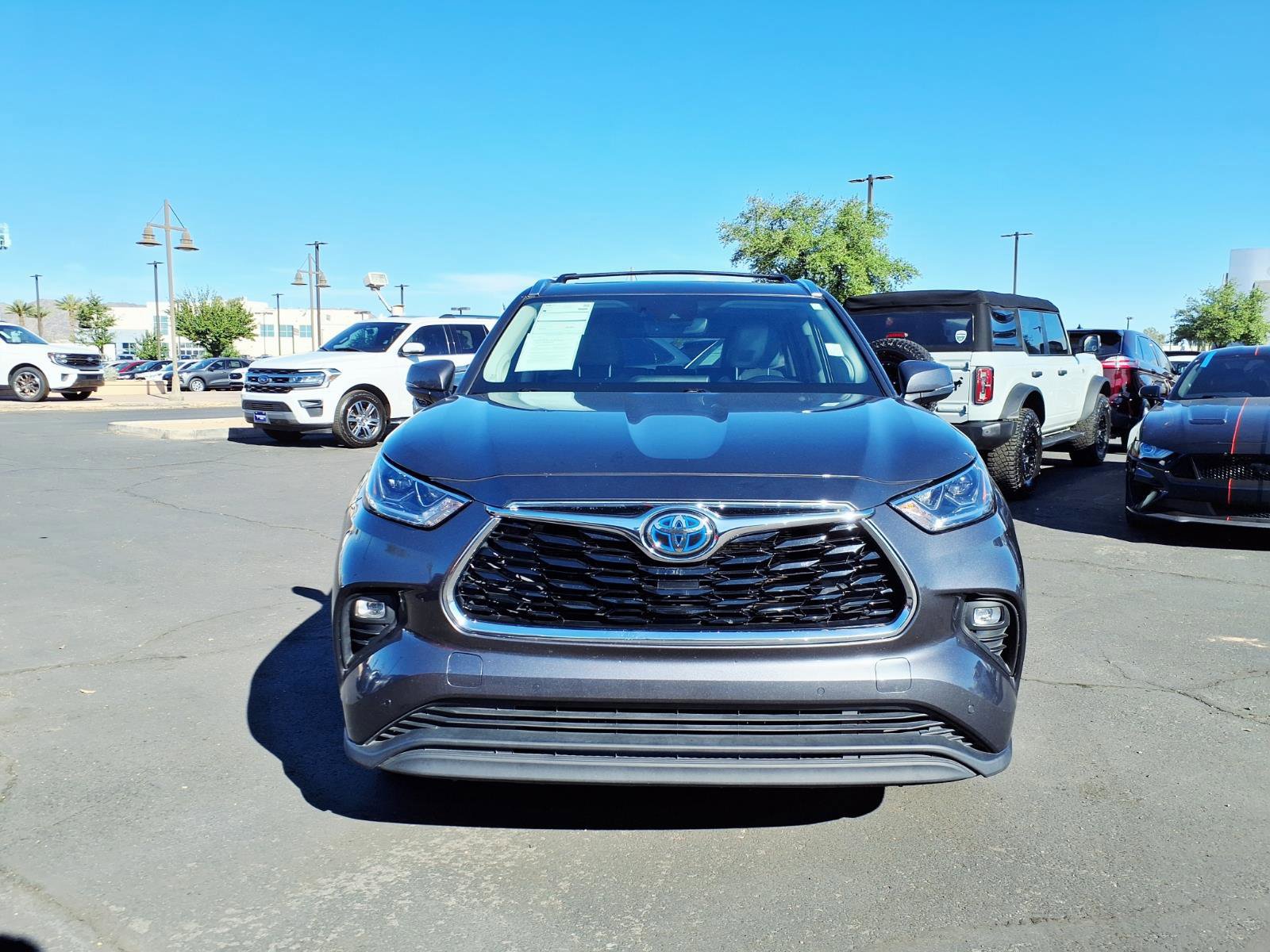 Used 2021 Toyota Highlander Limited image 8