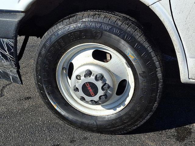 Used 2021 GMC Savana 3500 Extended w/ Power Convenience Package image 10