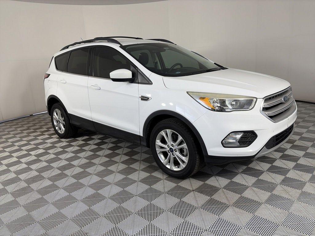 Certified 2018 Ford Escape SE