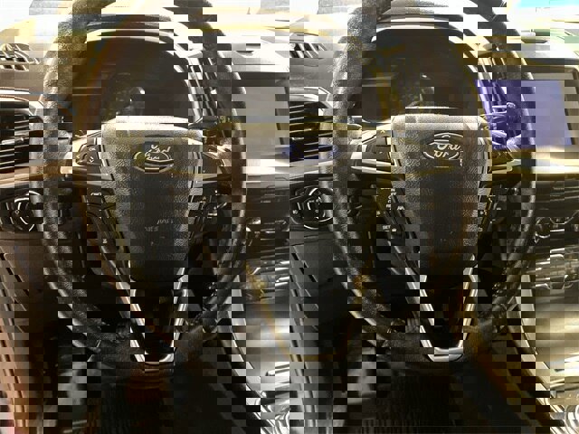 Certified 2019 Ford Edge SEL w/ Equipment Group 201A image 9