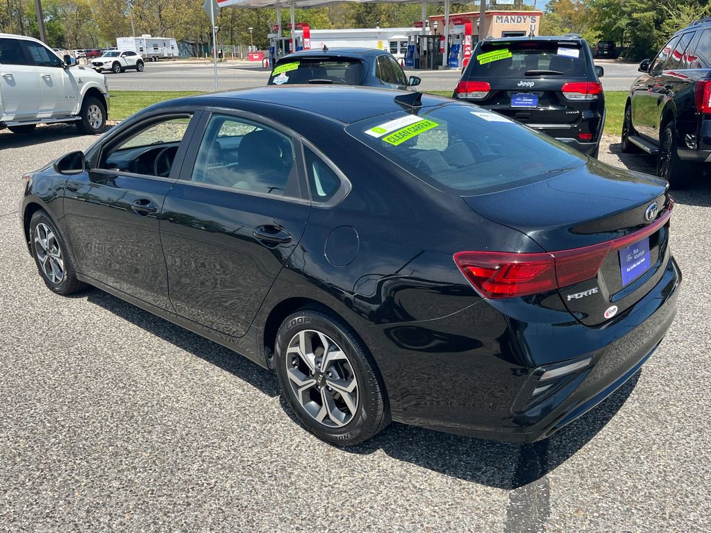 Used 2021 Kia Forte LXS FWD image 24