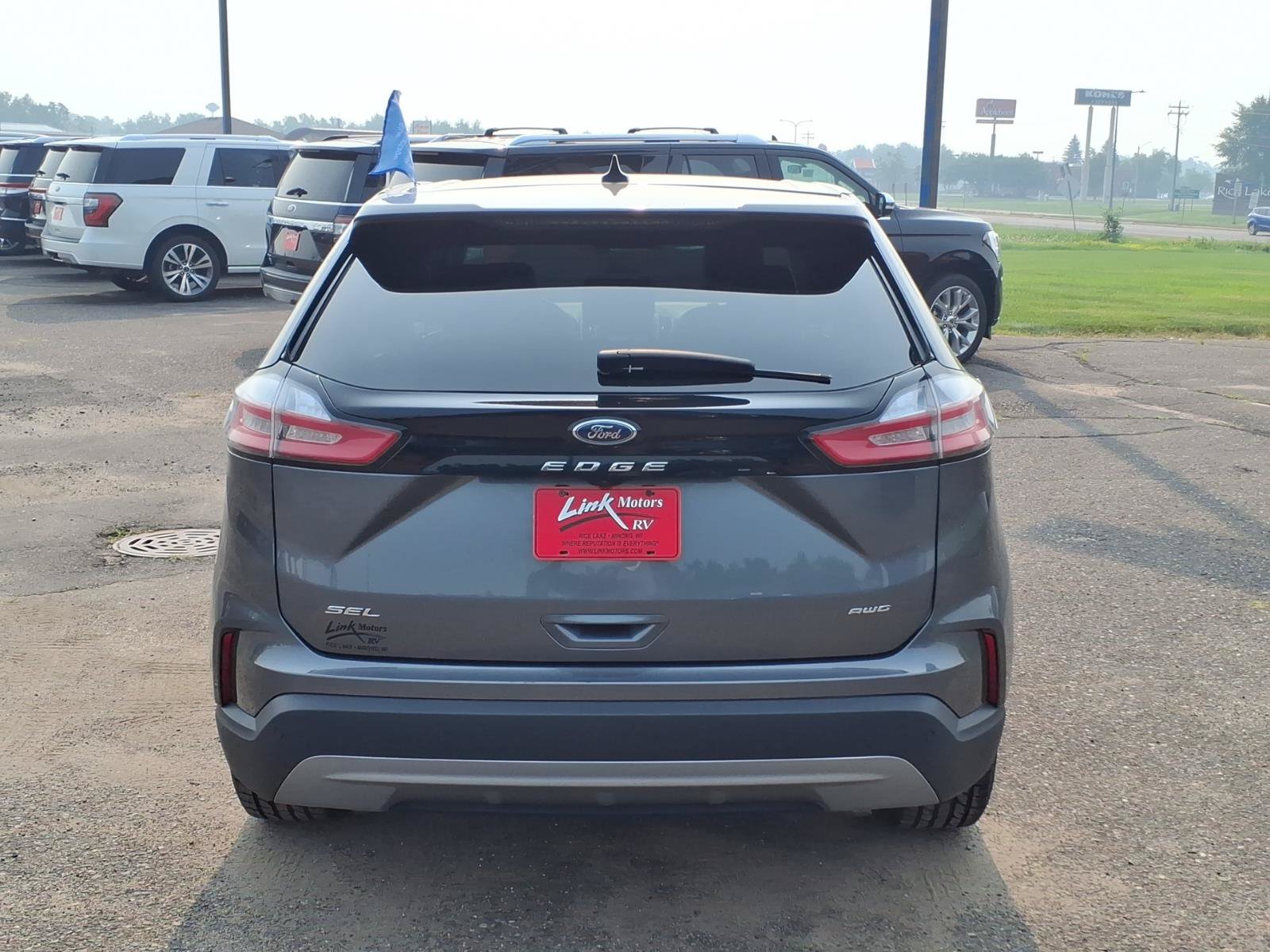 Certified 2024 Ford Edge SEL AWD/4WD image 4