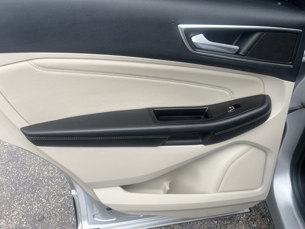 Certified 2016 Ford Edge Titanium w/ Equipment Group 302A image 32