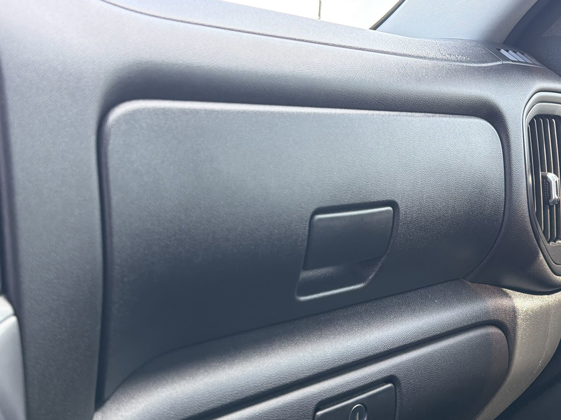 Used 2020 Chevrolet Silverado 1500 Custom Trail Boss w/ Custom Convenience Package image 15