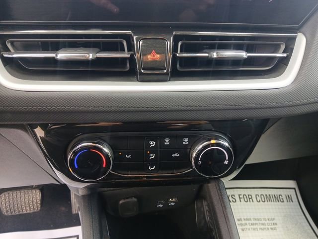 Used 2024 Chevrolet TrailBlazer LT FWD image 20