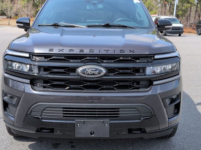 Certified 2024 Ford Expedition Limited image 9
