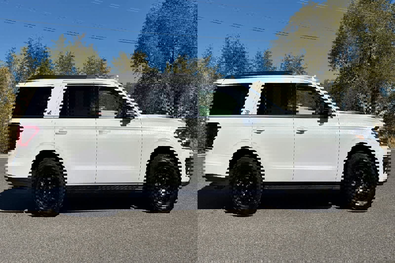 Certified 2023 Ford Expedition Timberline image 6