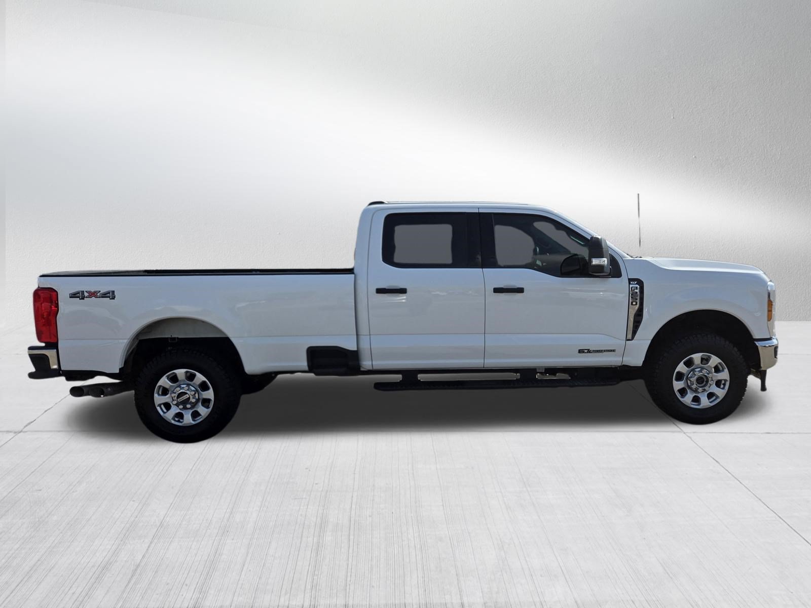 Certified 2024 Ford F250 XLT AWD/4WD image 8