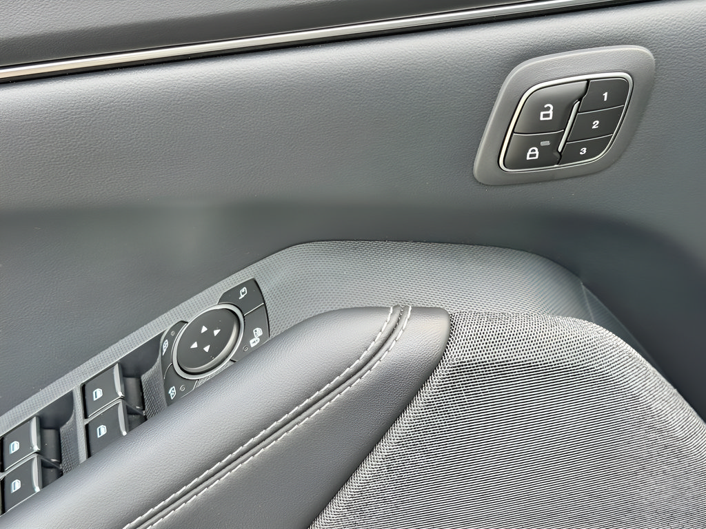 Certified 2023 Ford Mustang Mach-E Premium RWD image 28