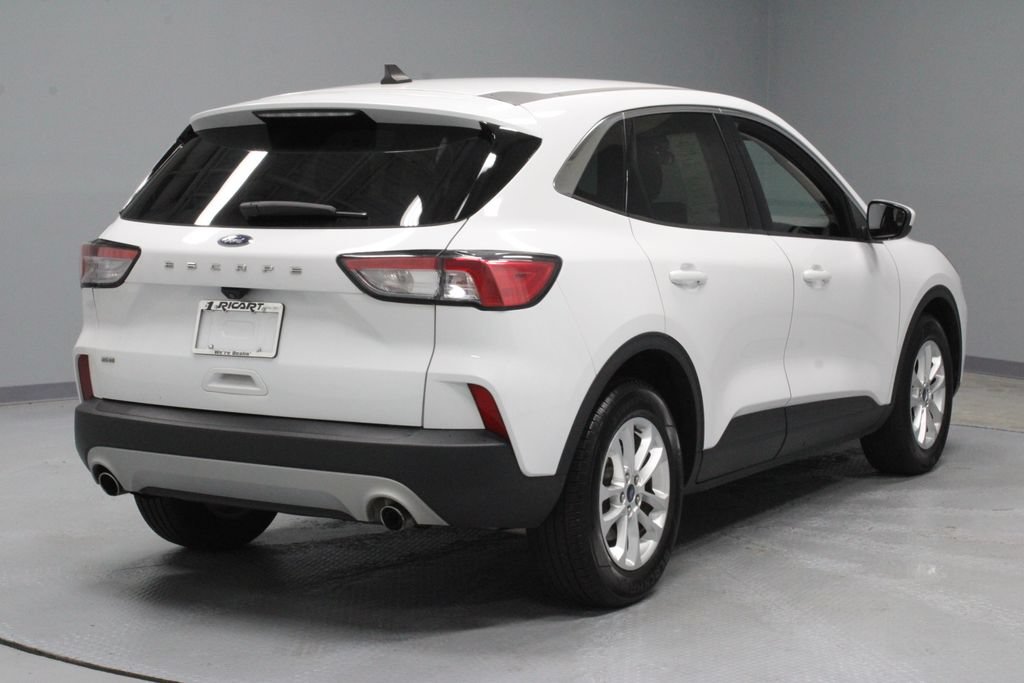 Certified 2021 Ford Escape SE FWD image 10