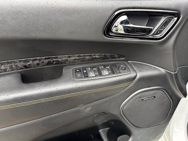 Used 2023 Dodge Durango R/T w/ Hemi Orange Plus Package AWD/4WD image 19