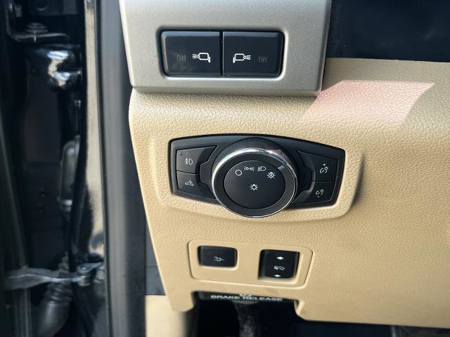 Certified 2021 Ford F250 Lariat w/ Tremor Off-Road Package AWD/4WD image 17