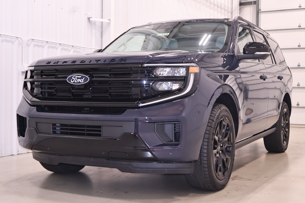 Certified 2027 Ford Expedition Platinum AWD/4WD image 6