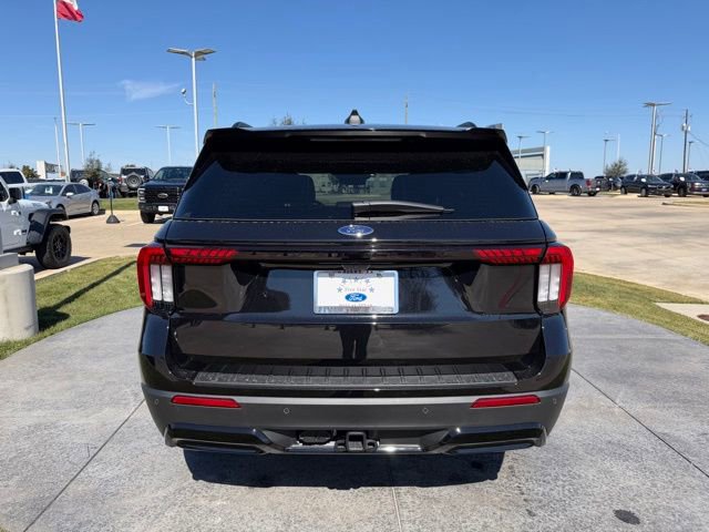 Certified 2026 Ford Explorer ST-Line w/ ST-Line Street Pack image 2