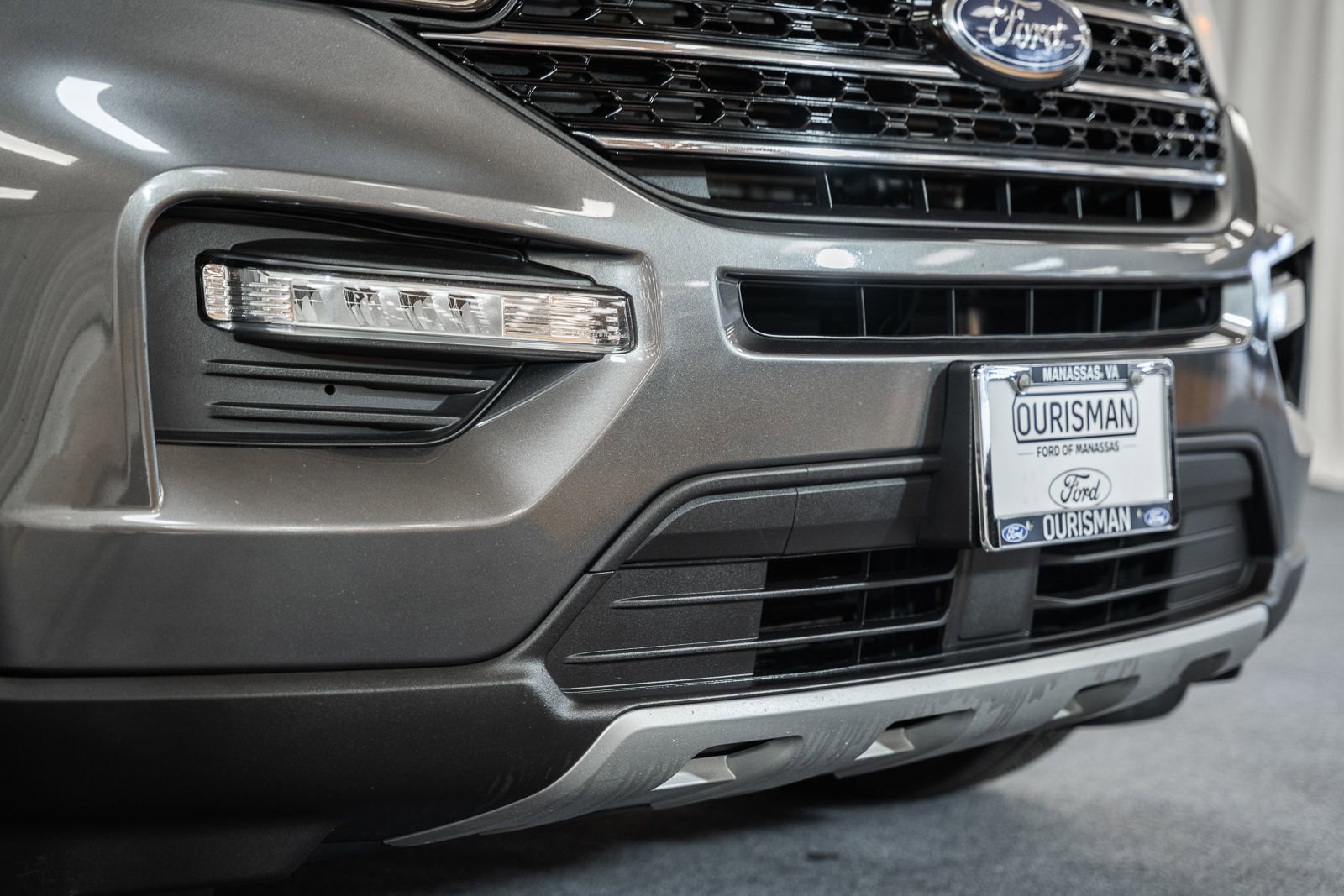 Certified 2020 Ford Explorer XLT w/ Equipment Group 202A image 17