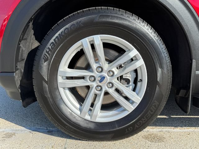Certified 2024 Ford Explorer XLT w/ Equipment Group 202A AWD/4WD image 13