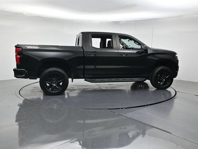 Used 2021 Chevrolet Silverado 1500 LT Trail Boss w/ Convenience Package II AWD/4WD image 2