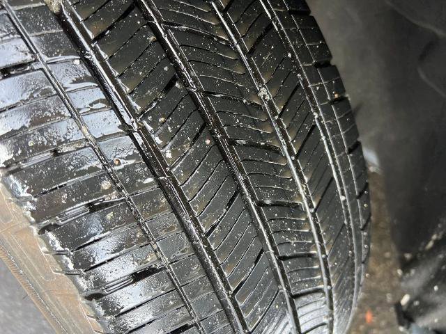 Certified 2023 Ford Explorer Limited w/ Limited Technology Package image 31