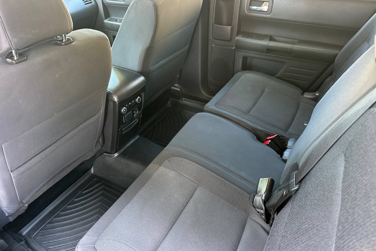 Certified 2019 Ford Flex SE FWD image 14