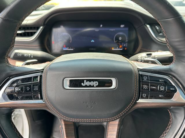 Used 2022 Jeep Grand Cherokee L Summit w/ Advanced Protech Group IV AWD/4WD image 36