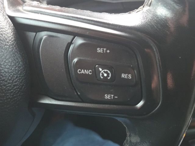 Used 2021 Jeep Gladiator Willys image 31