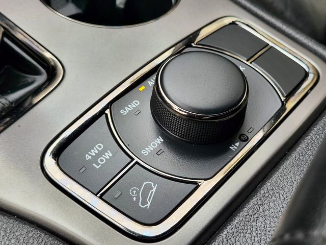 Used 2020 Jeep Grand Cherokee Limited X image 26