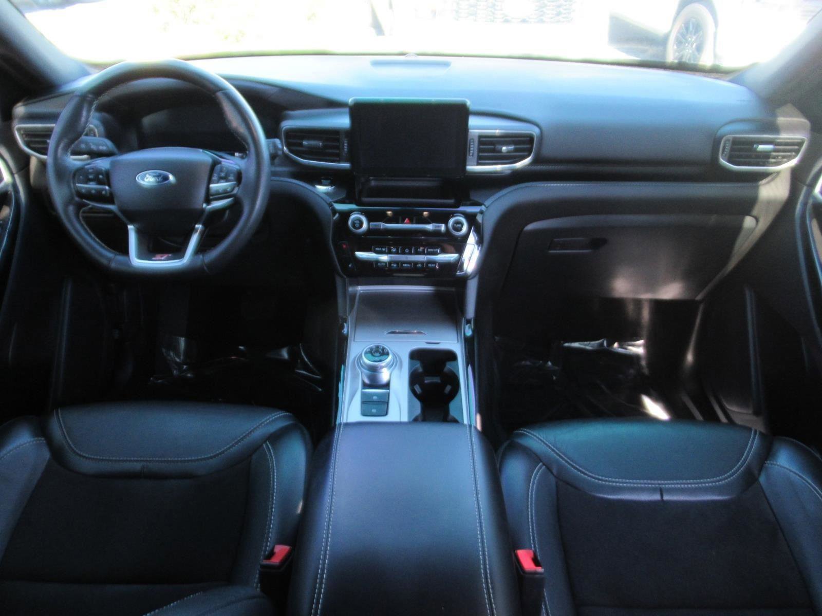 Certified 2023 Ford Explorer ST image 12
