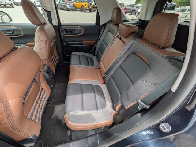 Certified 2023 Ford Bronco Sport Outer Banks w/ Tech Package AWD/4WD image 18