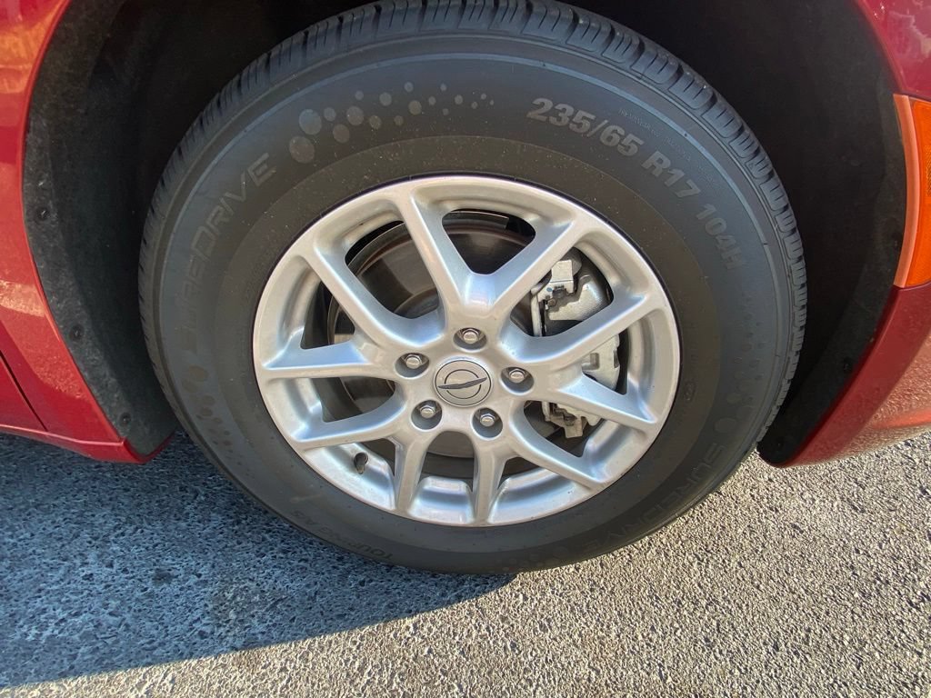 Used 2025 Chrysler Pacifica Select FWD image 9