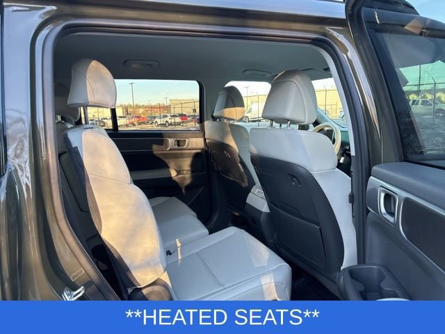 Used 2024 Hyundai Santa Fe SEL FWD image 12